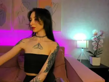 Ellen-Hops  live sex cam