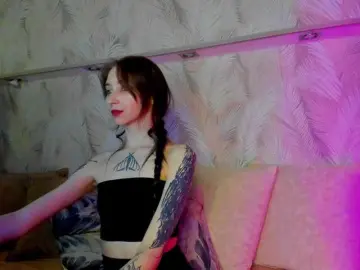 Ellen-Hops  live sex cam
