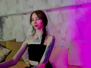 Ellen-Hops  live sex cam
