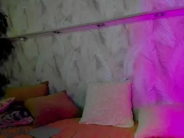 Ellen-Hops  live sex cam