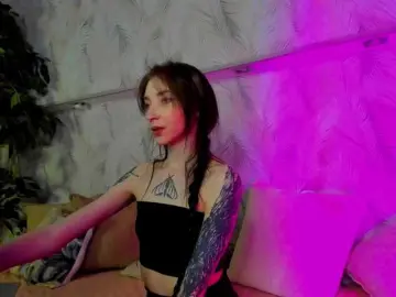 Ellen-Hops  live sex cam
