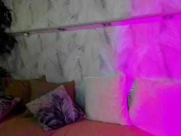 Ellen-Hops  live sex cam