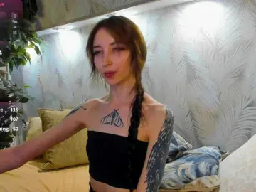 Ellen-Hops  live sex cam