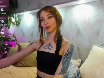 Ellen-Hops  live sex cam