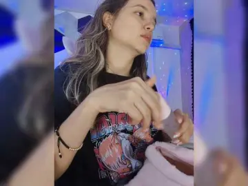 LarisaMaia  live sex cam
