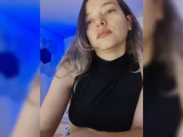 LarisaMaia  live sex cam