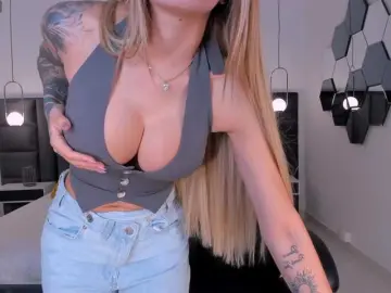LexieWayne  live sex cam