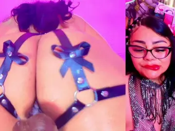 Dakotamilf-hot  live sex cam