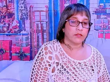 Indianroxy  live sex cam