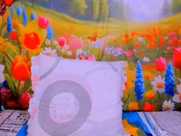 Indianroxy  live sex cam