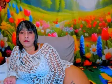 Indianroxy  live sex cam