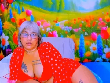 Indianroxy  live sex cam