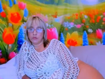 Indianroxy  live sex cam