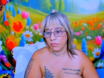 Indianroxy  live sex cam