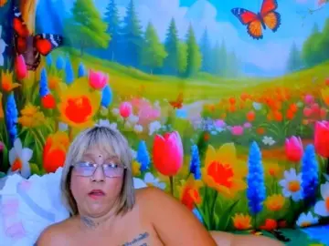 Indianroxy  live sex cam