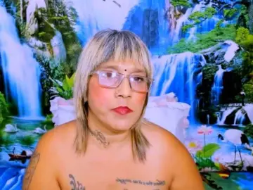 Indianroxy  live sex cam