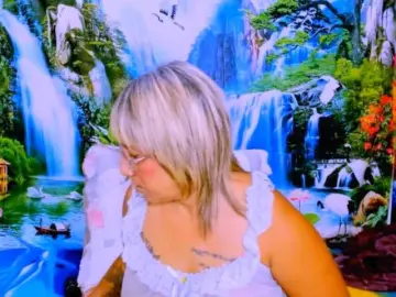 Indianroxy  live sex cam
