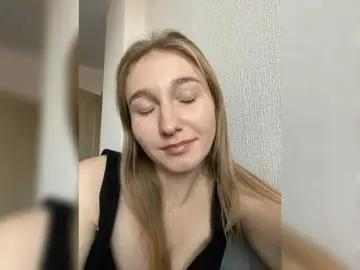 Mila-sv  live sex cam