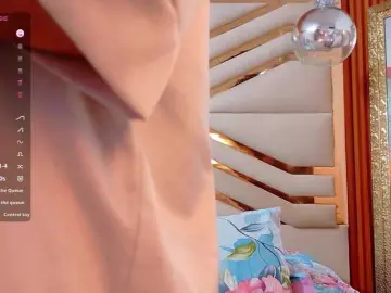 Sluttyandmature  live sex cam