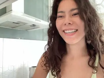 KellyAlvarez  live sex cam