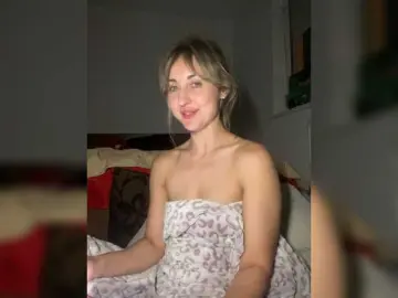 LunaSecret1  live sex cam