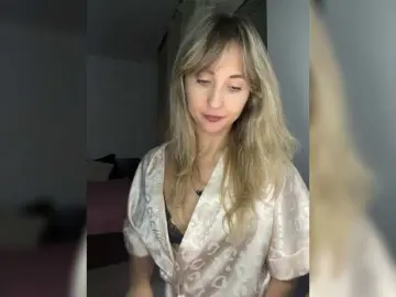 LunaSecret1  live sex cam