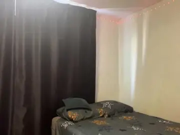 MadonnaVanson  live sex cam
