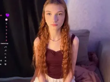 MadonnaVanson  live sex cam