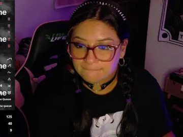 Mollyshake11  live sex cam