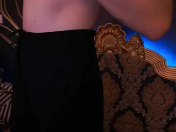 MonroeBliss  live sex cam