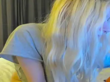 Lesyalis  live sex cam