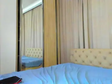 Lesyalis  live sex cam