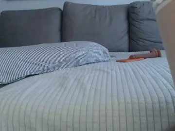 Markuzi7  live sex cam