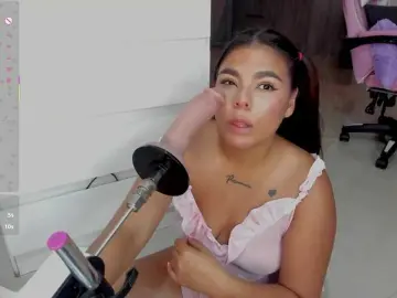 Alicethunder  live sex cam