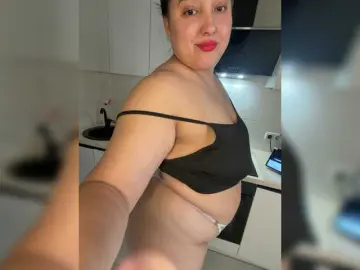 Alisaay  live sex cam