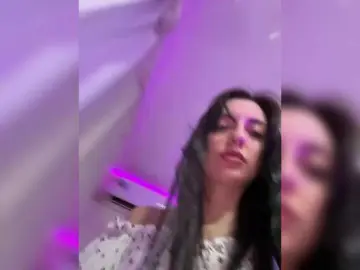 Lera2025  live sex cam