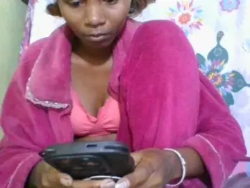 Nykiah21  live sex cam