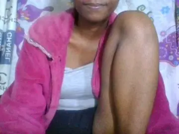 Nykiah21  live sex cam