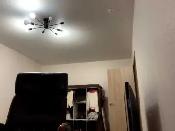 SparkleCzachor  live sex cam