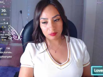 Paulinagalvis2700  live sex cam