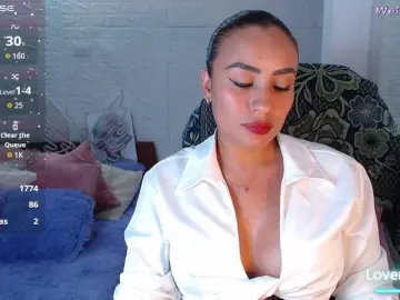 Paulinagalvis2700  live sex cam