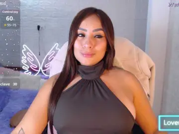 Paulinagalvis2700  live sex cam