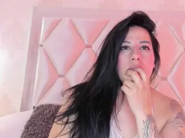 Selenecarter  live sex cam