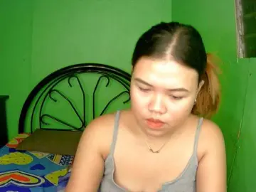 Sexykesha11  live sex cam