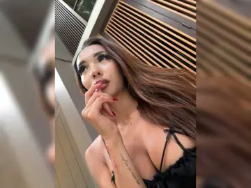 DivaCharm  live sex cam