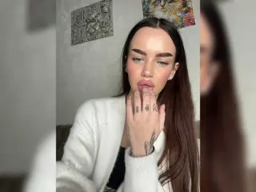 EvaDesire  live sex cam