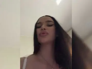 EvaDesire  live sex cam