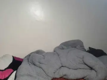 Petitebeauty  live sex cam