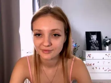 PinkPetal  live sex cam