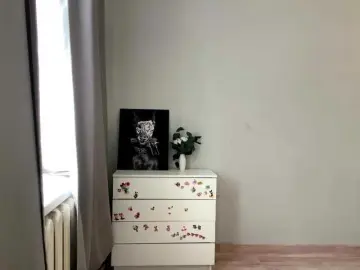 PinkPetal  live sex cam